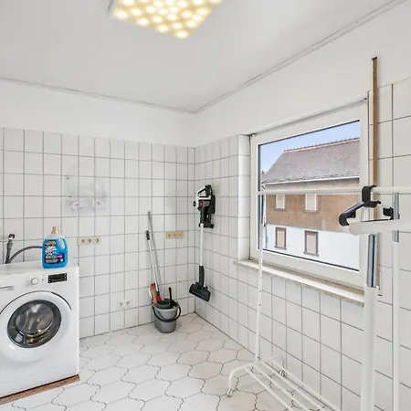 Ds-rent - 4 Schlafzimmer - Bis 8 Pers - Biblis